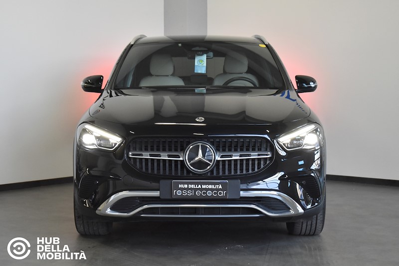 MERCEDES-BENZ GLA 180 d Automatic Progressive Advanced Plus